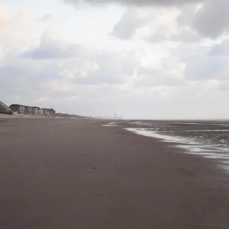 In Oostende Near The
