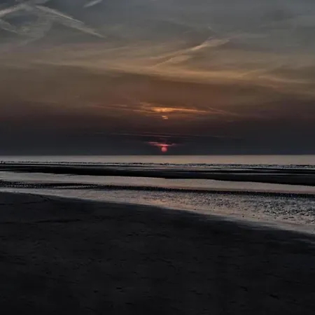 Near * De Haan